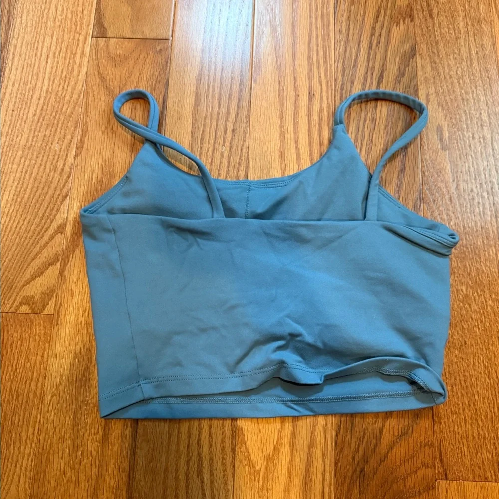 Amazon workout crop tank bundle - Picture 5 of 9